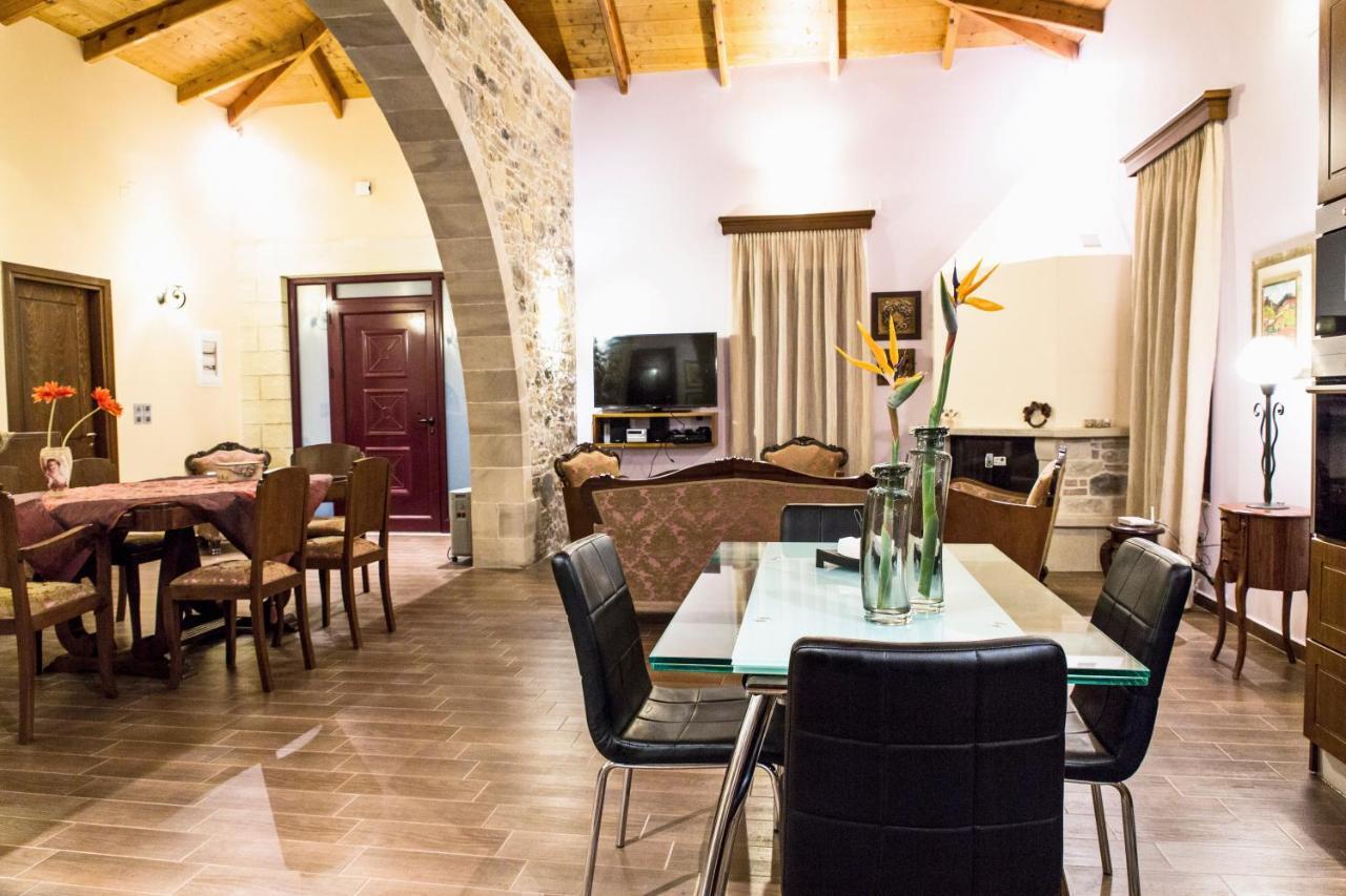 Private Sapphiros Villa Kíssamos Exteriör bild